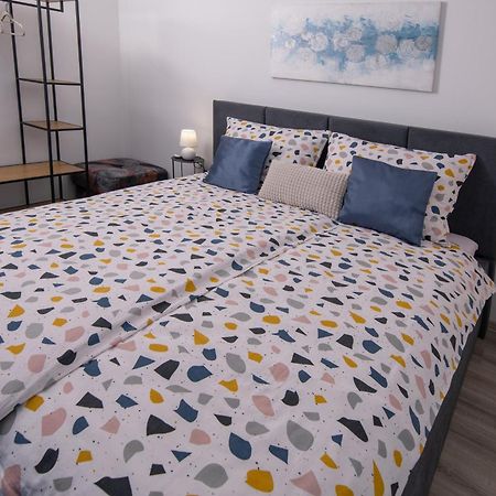Apartman Point Pula Exterior photo