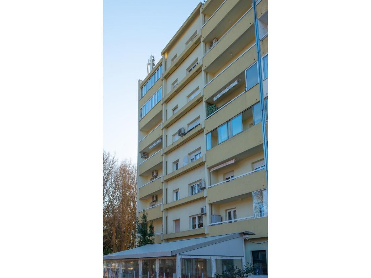 Apartman Point Pula Exterior photo
